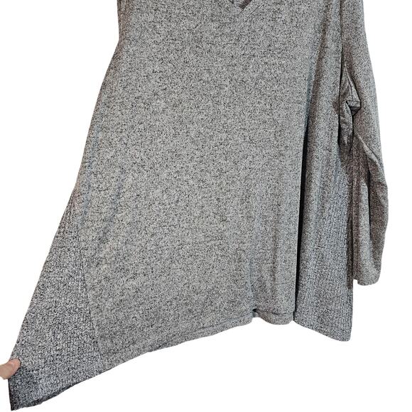 Lane Bryant 22 24w plus size lightweight sweater black gray heather relaxed fit - Picture 4 of 9